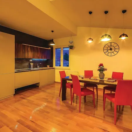 Apartment In Kastel Gomilica With Wifi