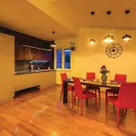 Lägenhet Three-bedroom In Kastel Gomilica